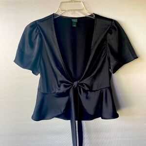 Wild Fable black vneck wraparound short sleeved summer top Size S